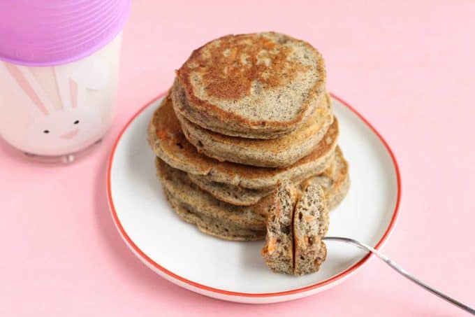 healthy pancakes with yogurt