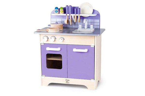 Best Toddler Kitchen Sets For All Budgets   Hape Gourmet Kitchen Set 600x400 