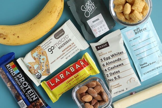 Snacks For Breastfeeding And New Moms To Eat With One Hand