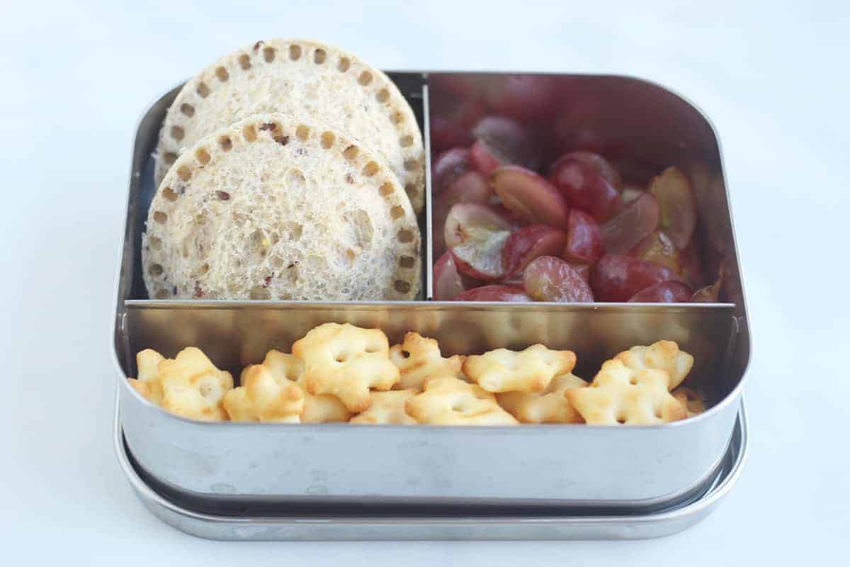 Tips and products to pack school lunch without breaking a sweat