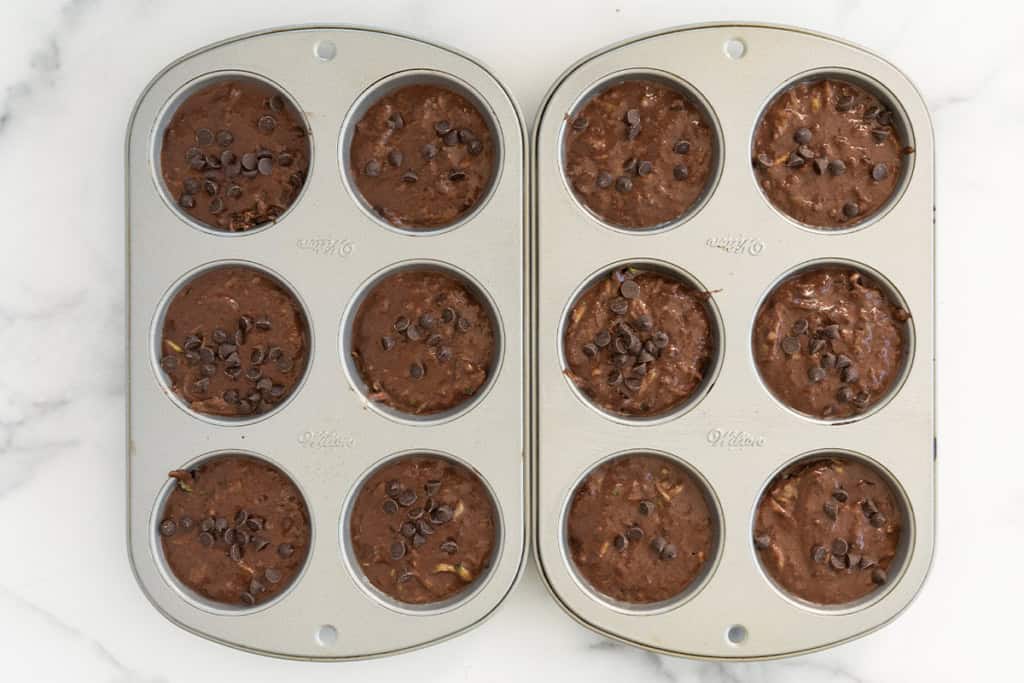 How to make chocolate chip zucchini muffins, step 4.