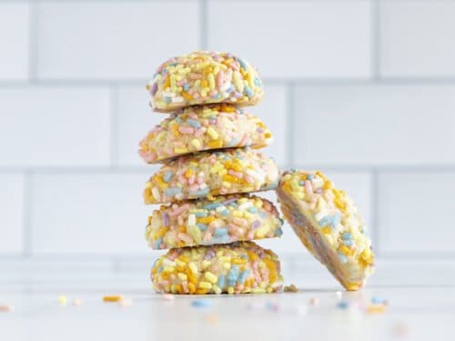 https://www.yummytoddlerfood.com/wp-content/uploads/2022/04/Sprinkle-Cookies-8-horiz-500x375.jpg