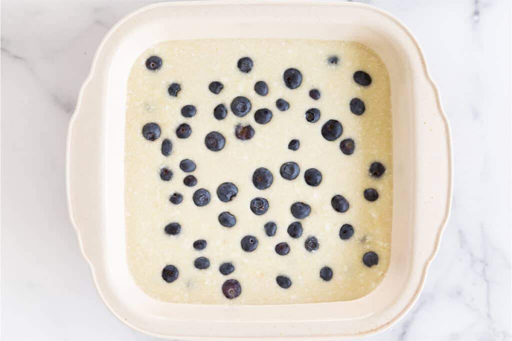 Overnight Blueberry Baked Oatmeal - Yummy Toddler Food