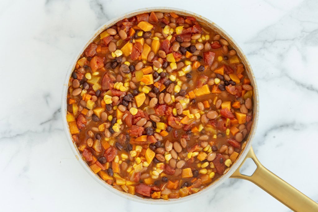 Veggie chili in pan ready to serve.