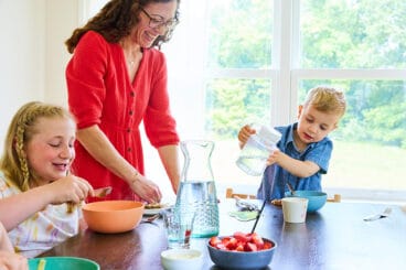 amy and kids at the table