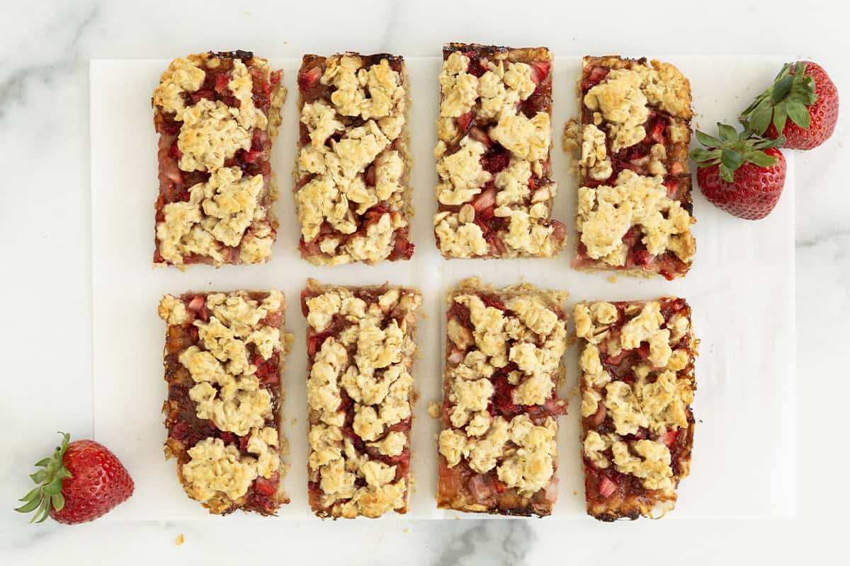 Strawberry oatmeal bars cut into rectangle pieces. 